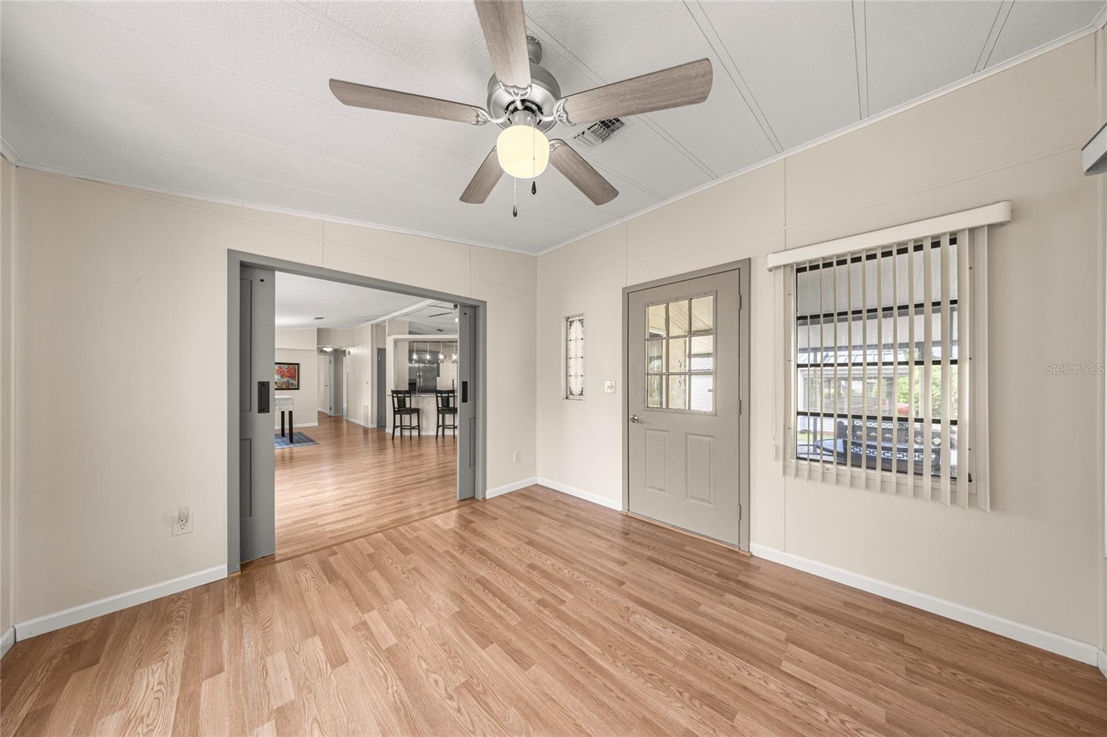 712 DEVON DR, LADY LAKE, FL, 32159