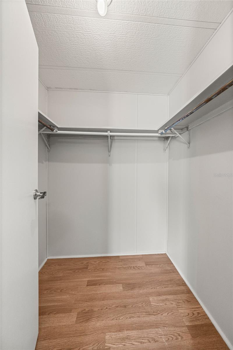 712 DEVON DR, LADY LAKE, FL, 32159