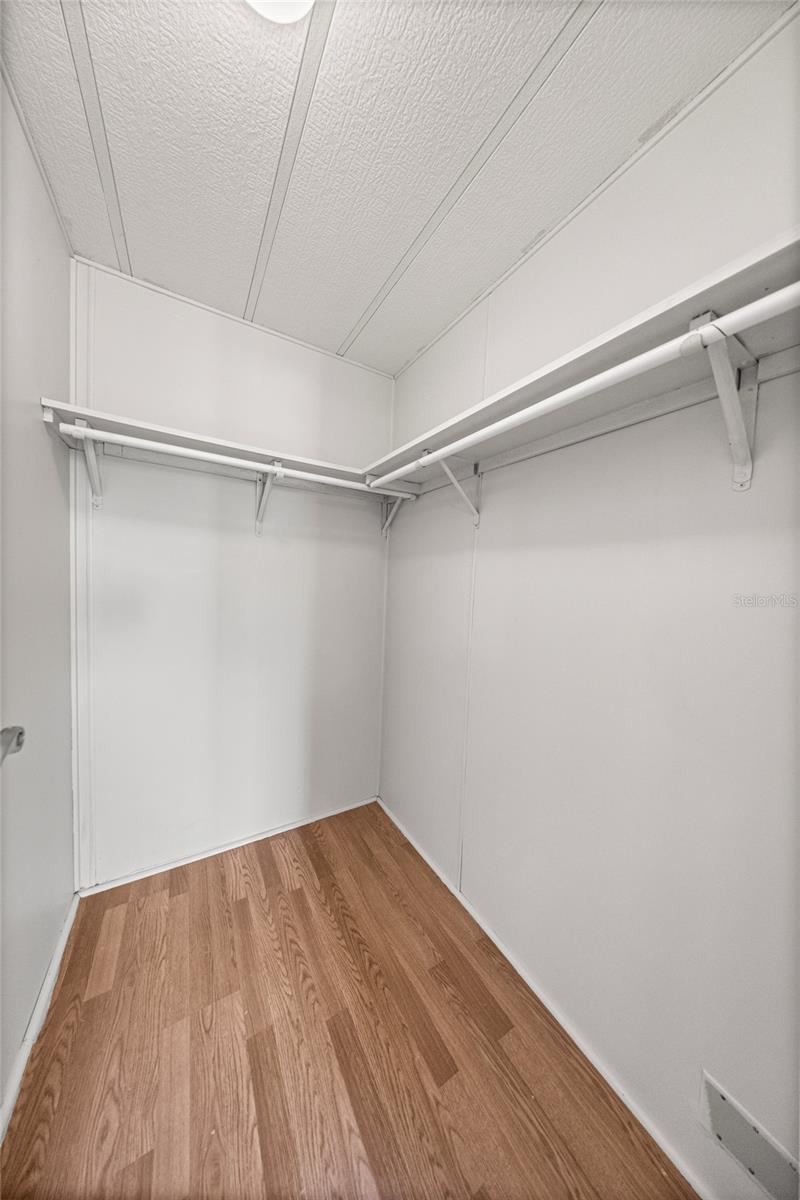 712 DEVON DR, LADY LAKE, FL, 32159