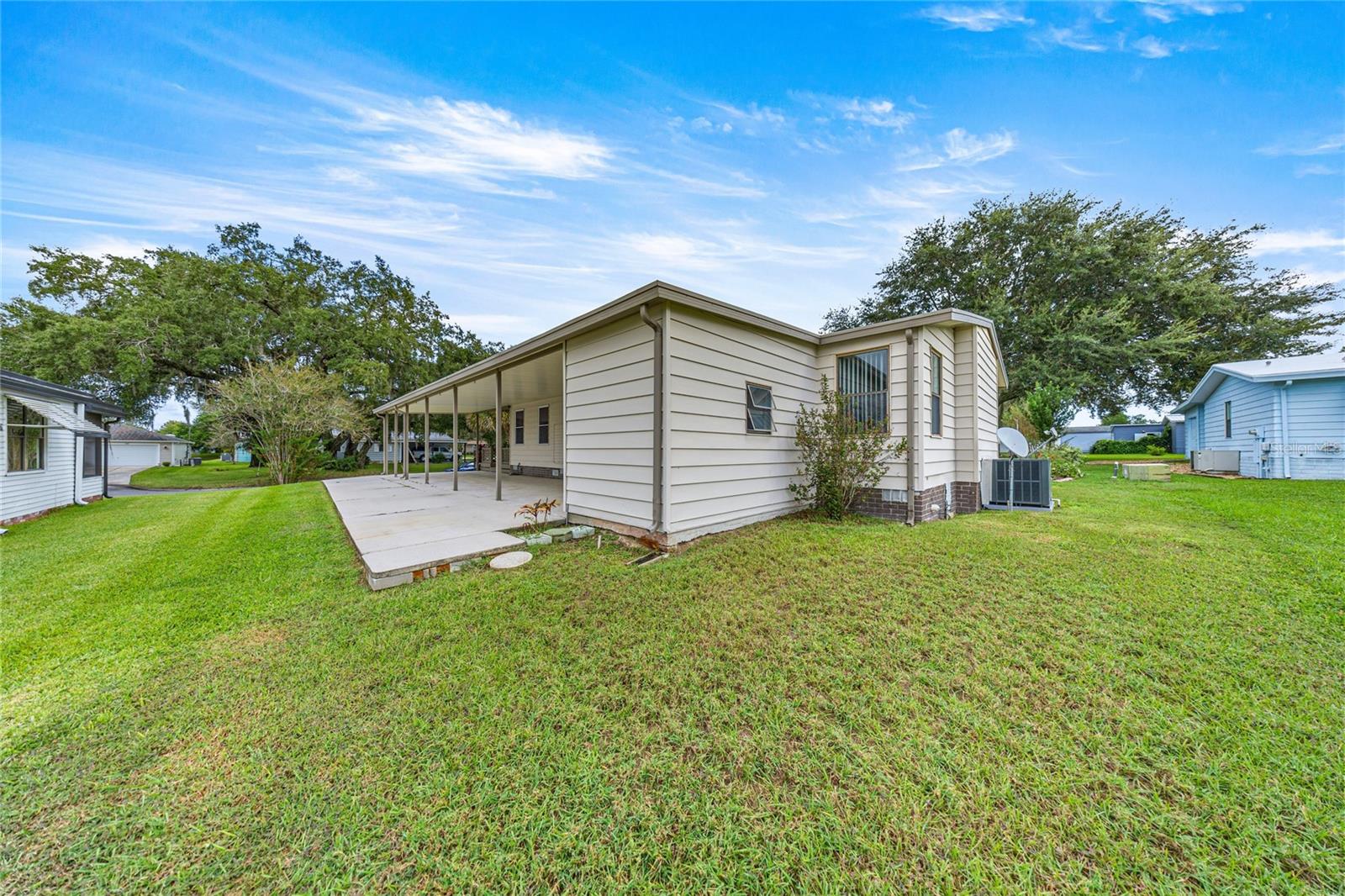 712 DEVON DR, LADY LAKE, FL, 32159