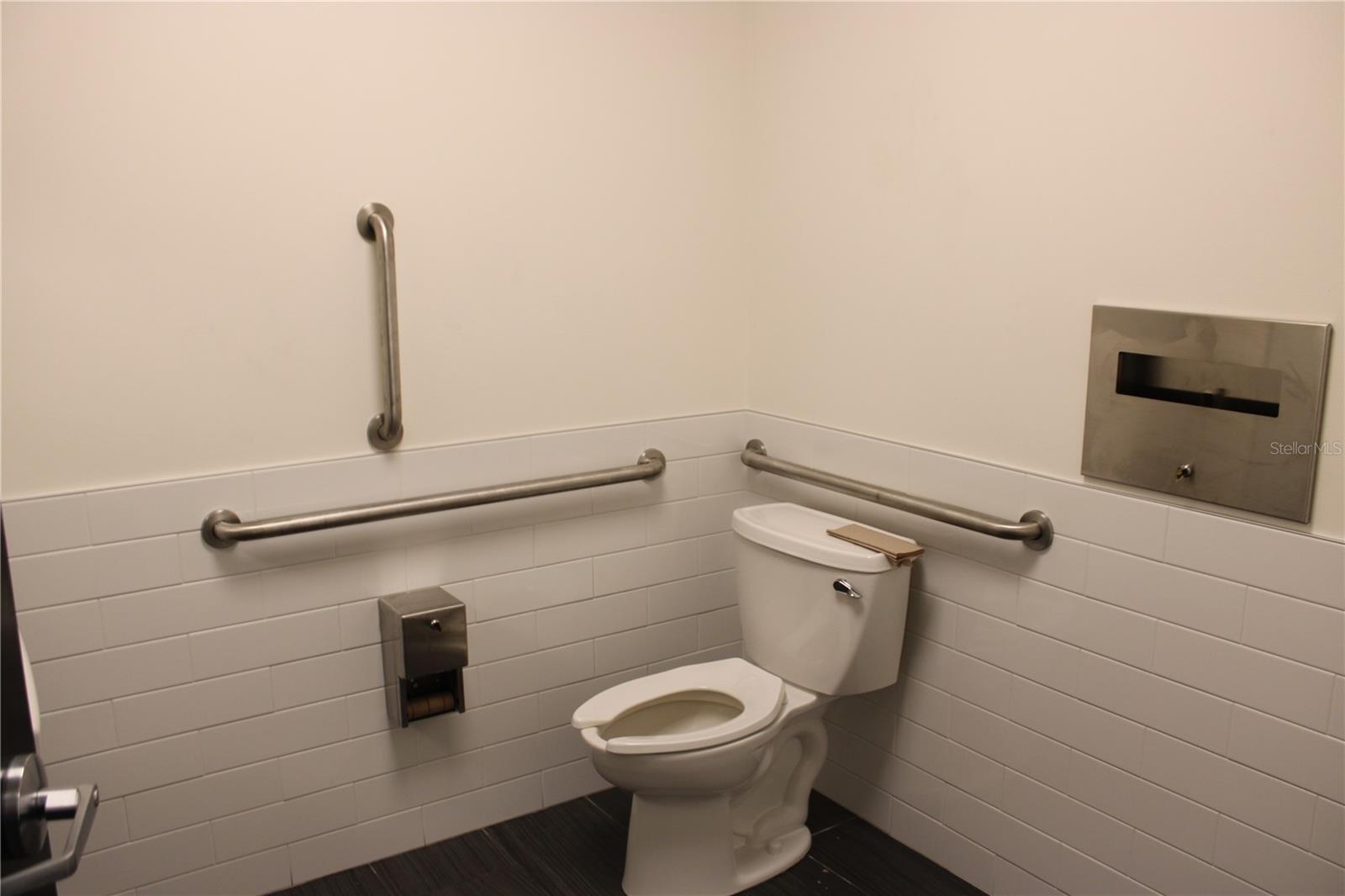 2076 SEMINOLE BLVD #D, LARGO, FL, 33778