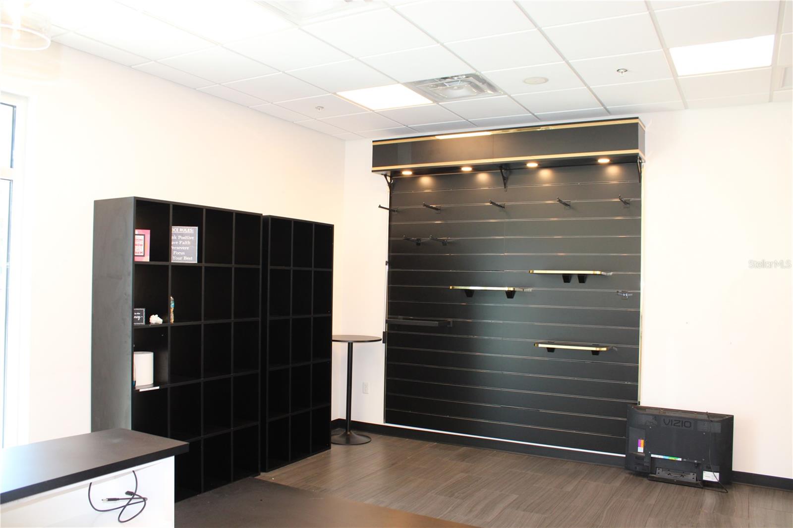 2076 SEMINOLE BLVD #D, LARGO, FL, 33778