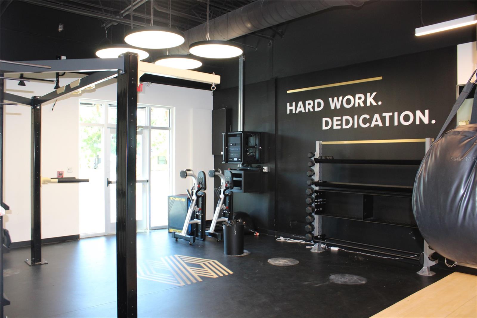 2076 SEMINOLE BLVD #D, LARGO, FL, 33778