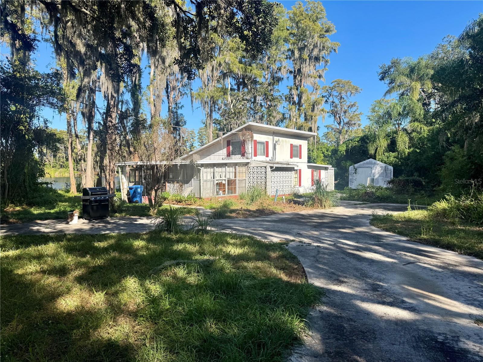16301 DEW DROP LN, TAMPA, FL, 33625