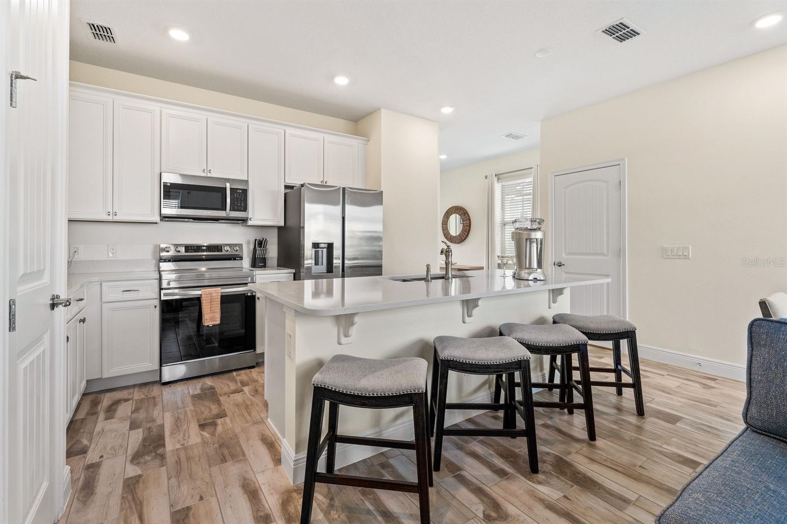 2979 CASTAWAY LN, KISSIMMEE, FL, 34747