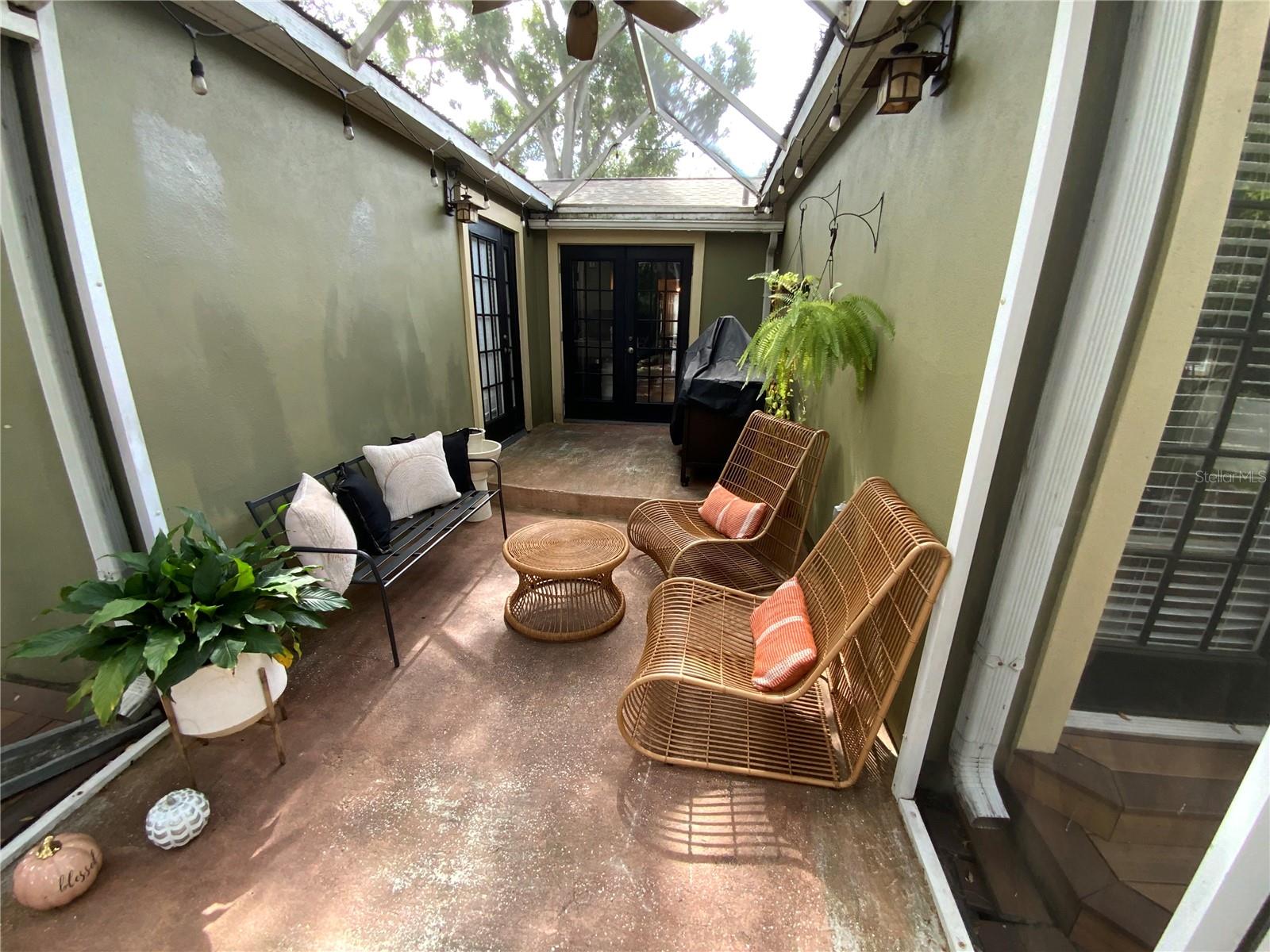 4305 W LEONA ST, TAMPA, FL, 33629