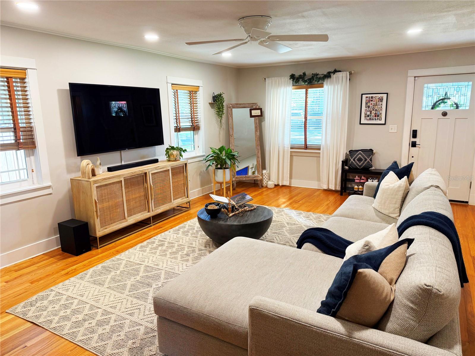 4305 W LEONA ST, TAMPA, FL, 33629