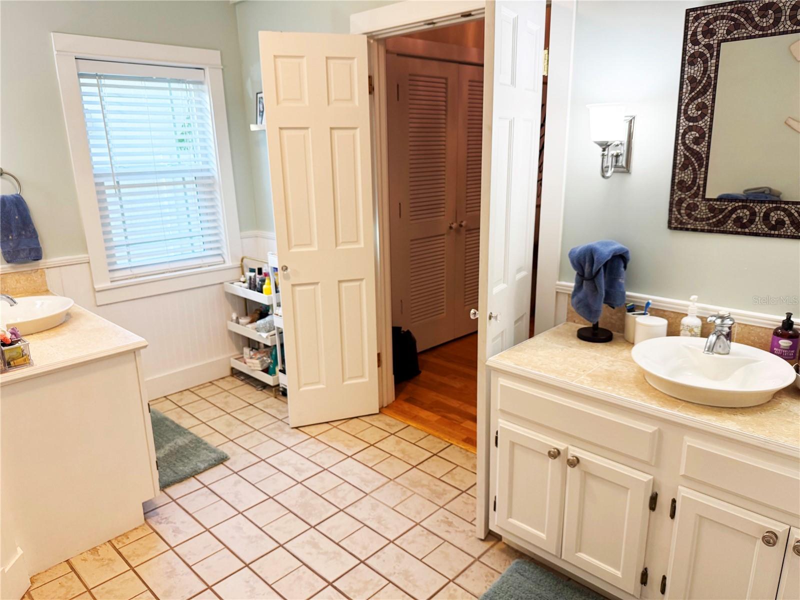 4305 W LEONA ST, TAMPA, FL, 33629