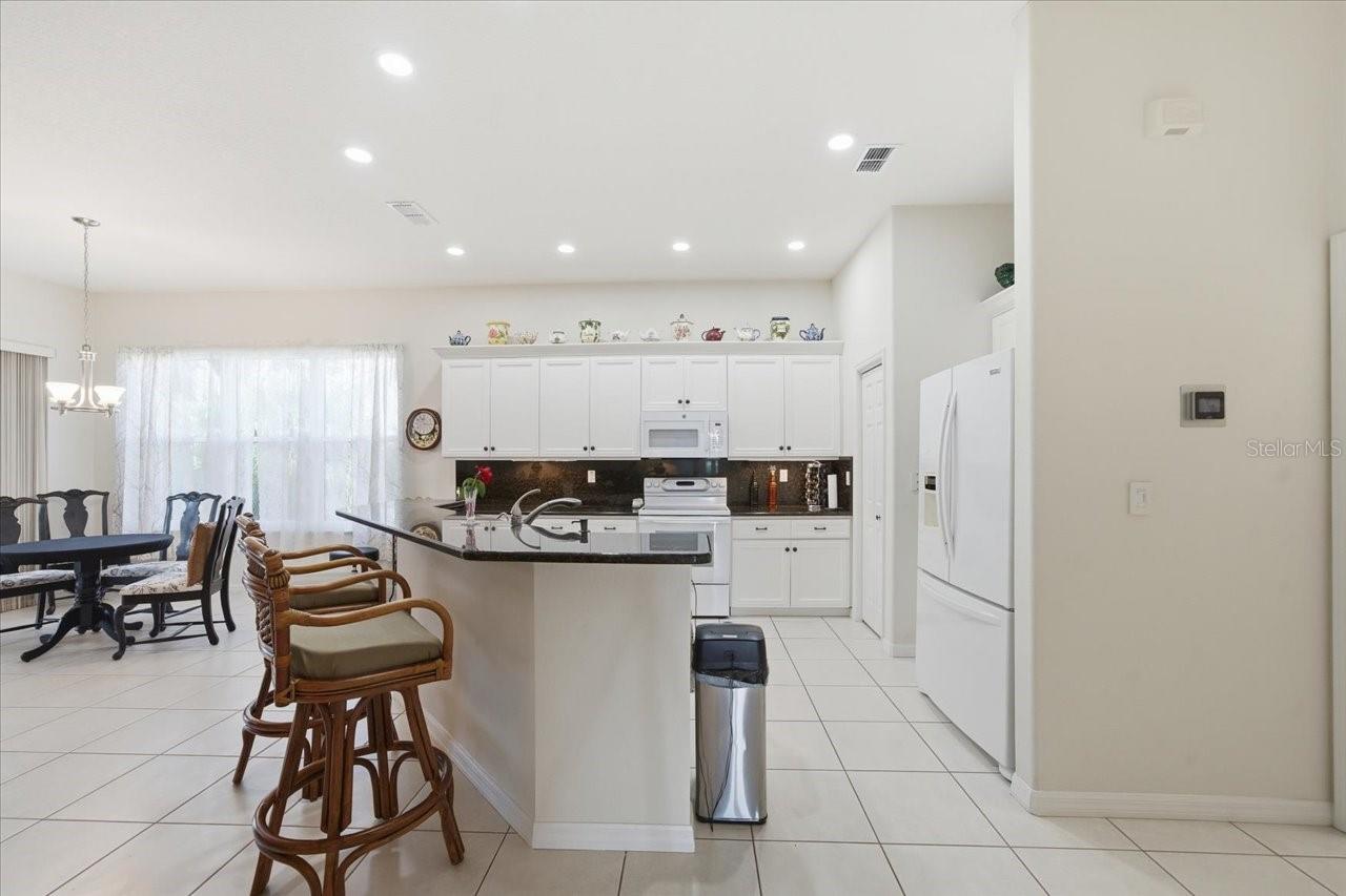 10051 LENOX BLVD, WEEKI WACHEE, FL, 34613