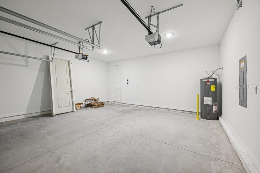 30121 MISTY PINES RD, MOUNT DORA, FL, 32757