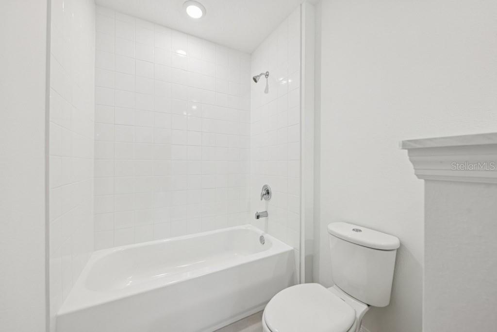 30121 MISTY PINES RD, MOUNT DORA, FL, 32757