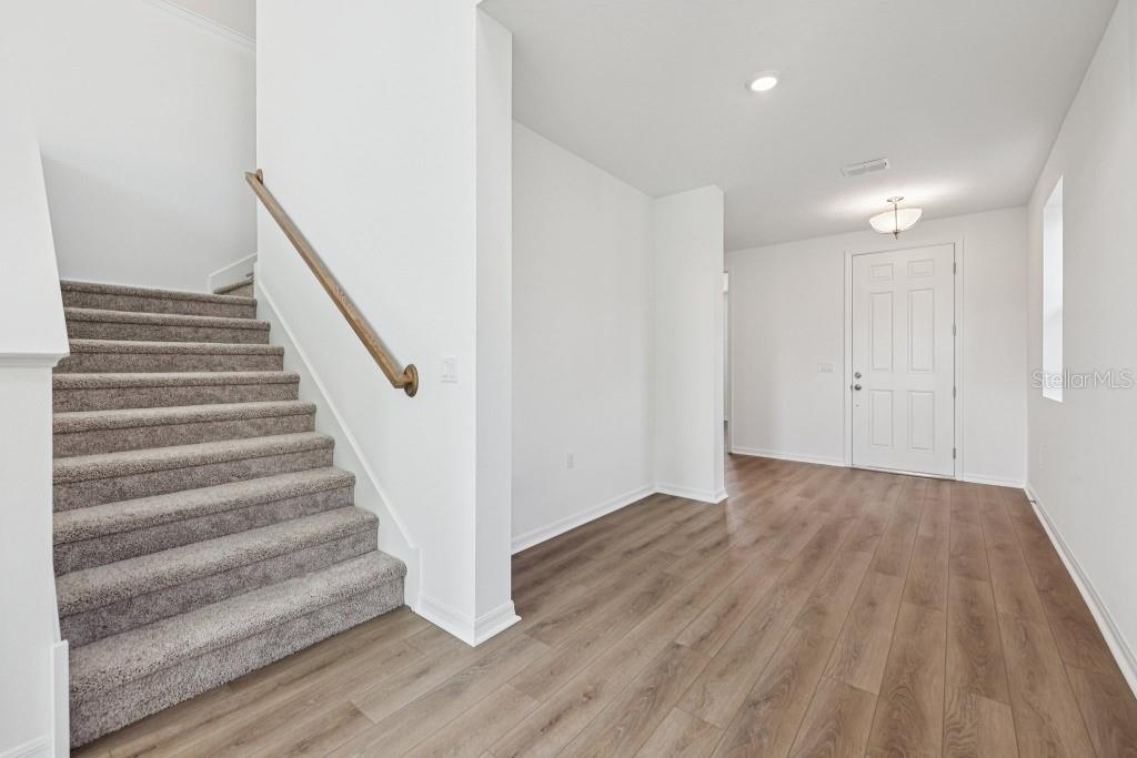 30121 MISTY PINES RD, MOUNT DORA, FL, 32757