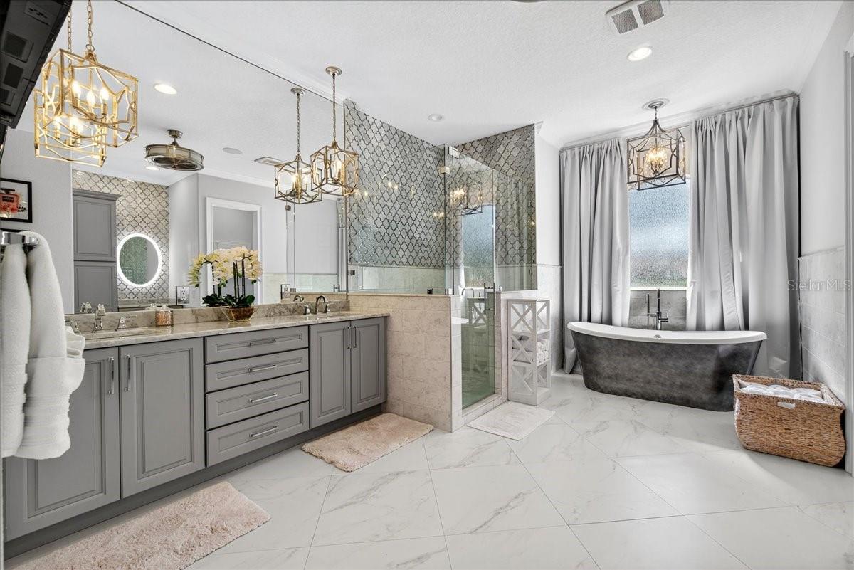 2800 CYPRESS CT, PLANT CITY, FL, 33566