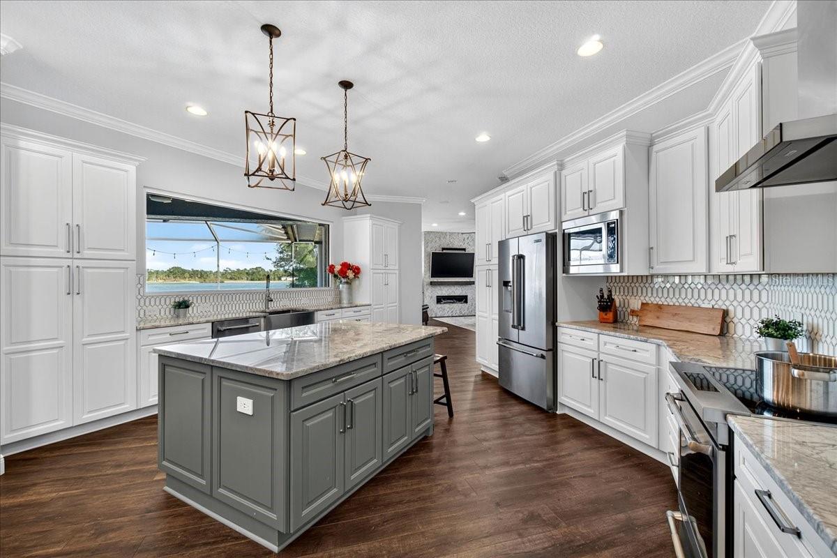 2800 CYPRESS CT, PLANT CITY, FL, 33566