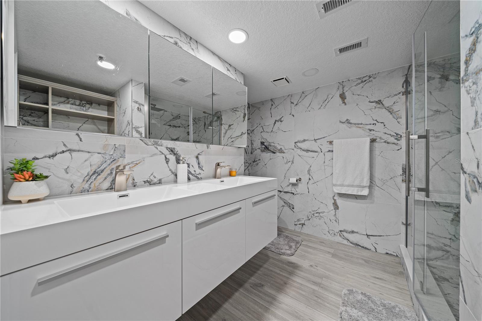 19111 VISTA BAY DR #212, INDIAN SHORES, FL, 33785