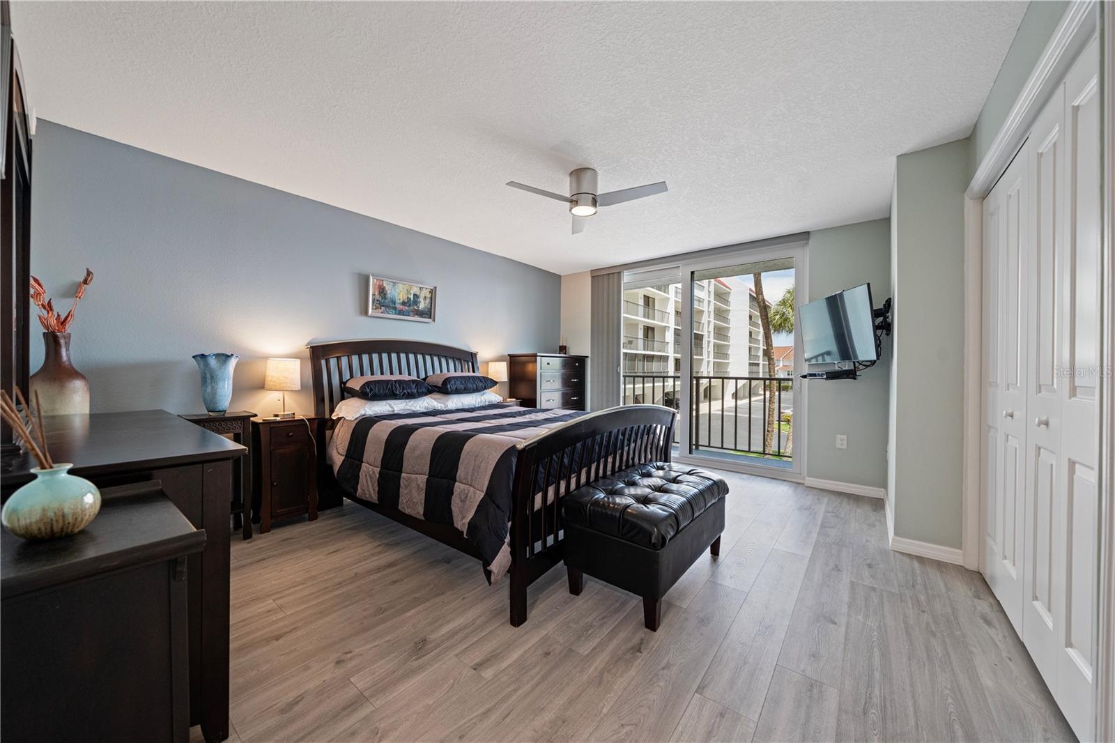 19111 VISTA BAY DR #212, INDIAN SHORES, FL, 33785