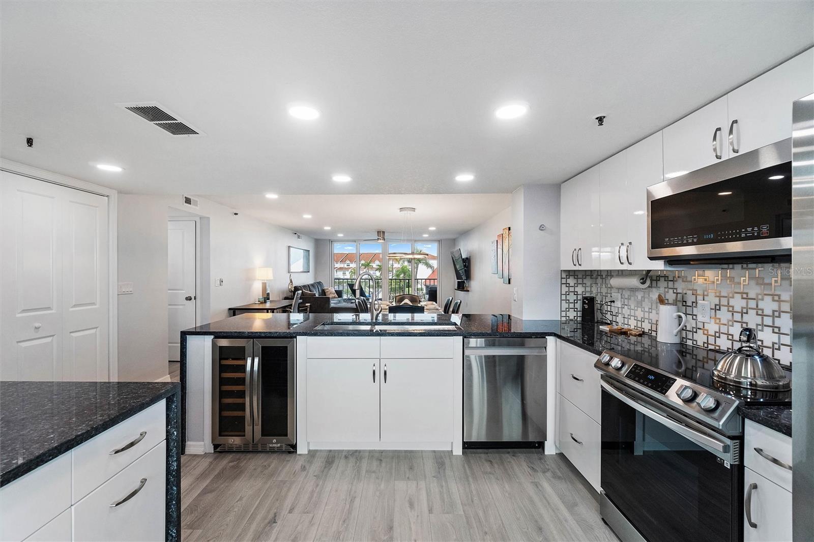 19111 VISTA BAY DR #212, INDIAN SHORES, FL, 33785