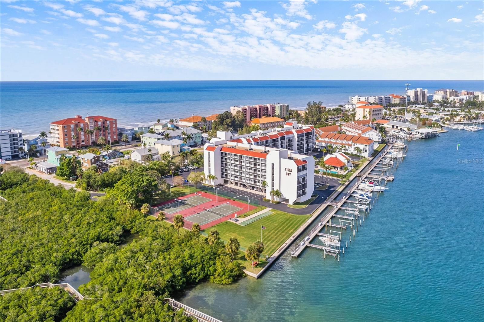 19111 VISTA BAY DR #212, INDIAN SHORES, FL, 33785