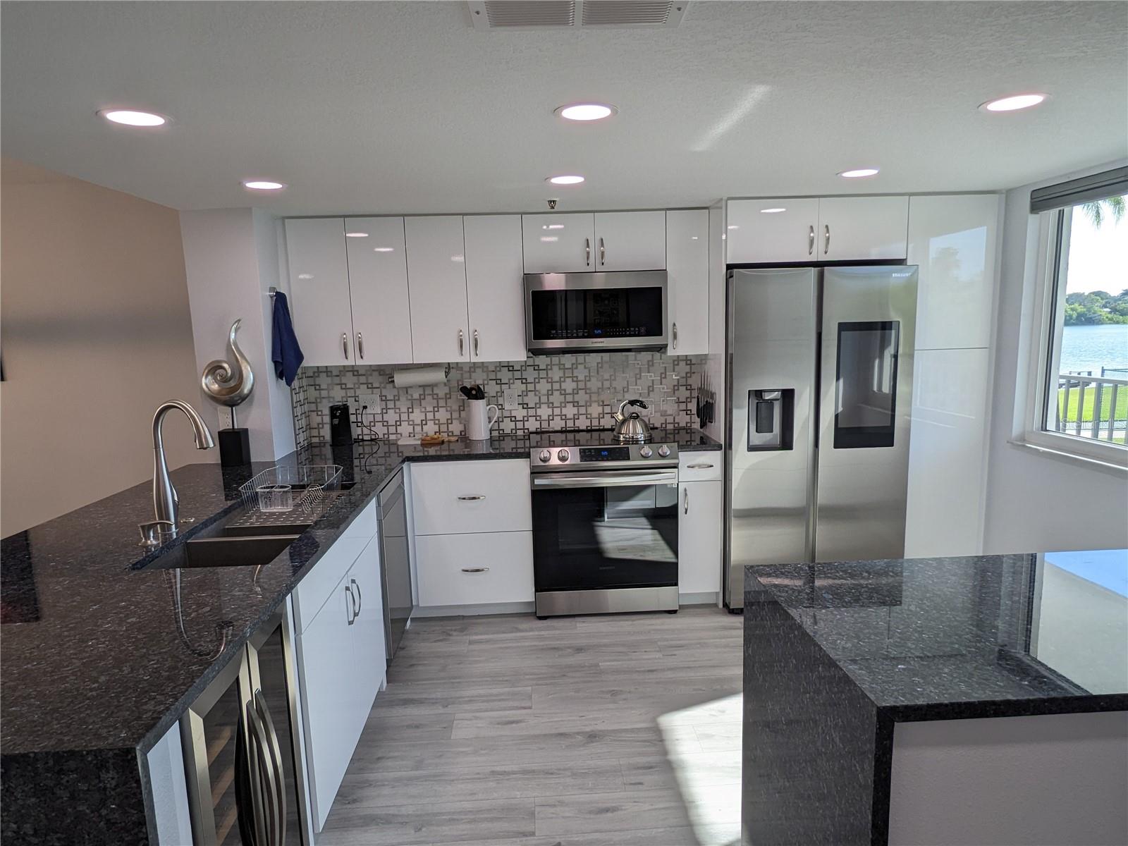 19111 VISTA BAY DR #212, INDIAN SHORES, FL, 33785