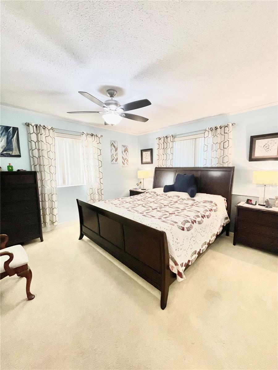 L4956907 Property Photo