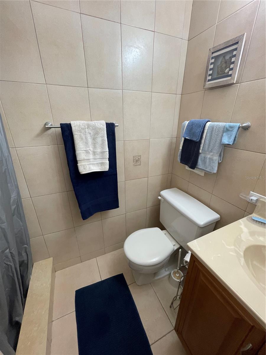 L4956907 Property Photo