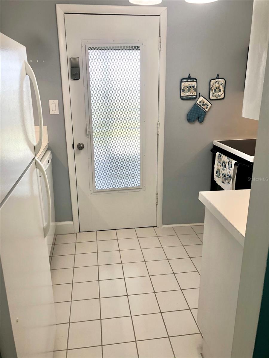 L4956907 Property Photo