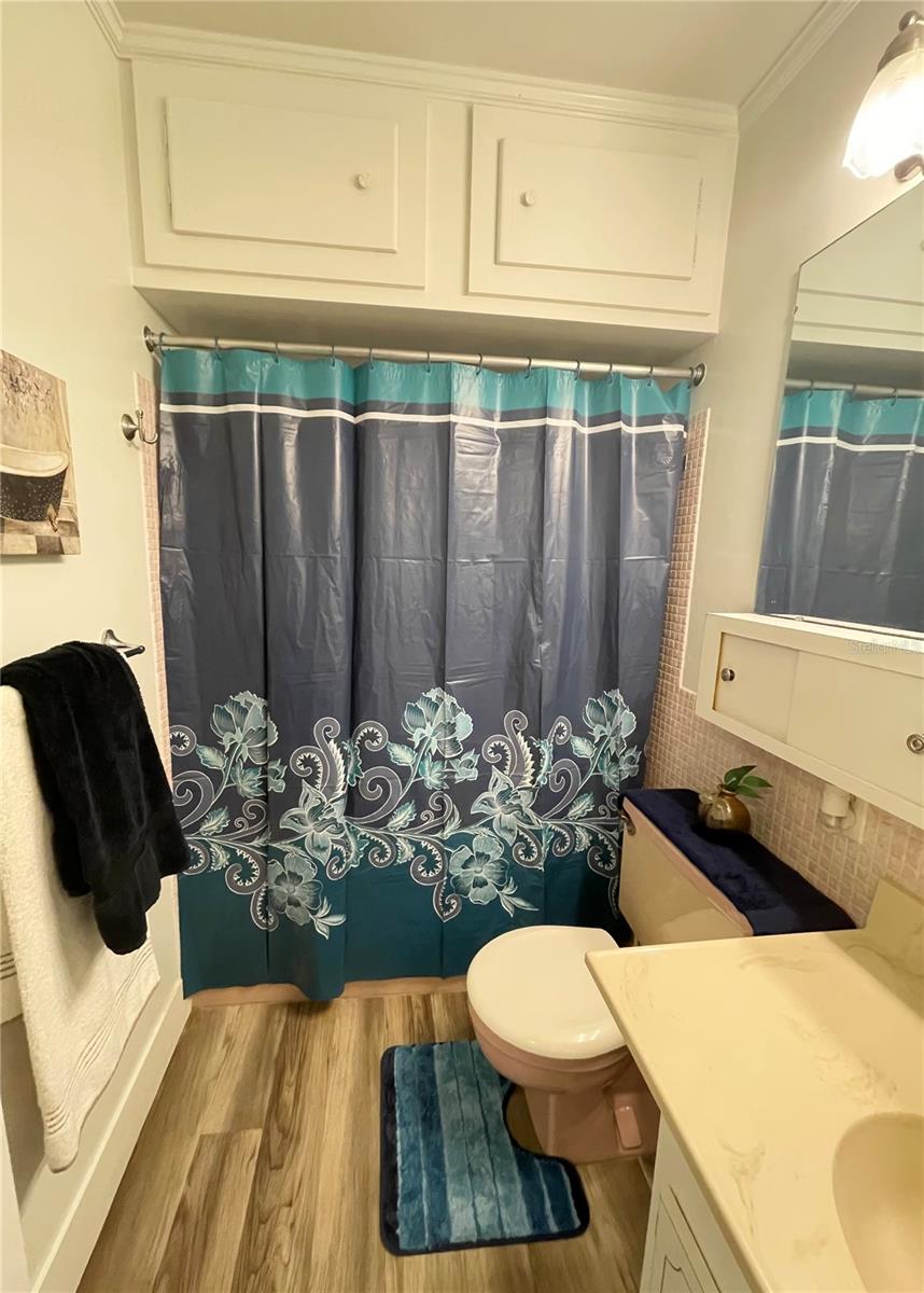 L4956907 Property Photo