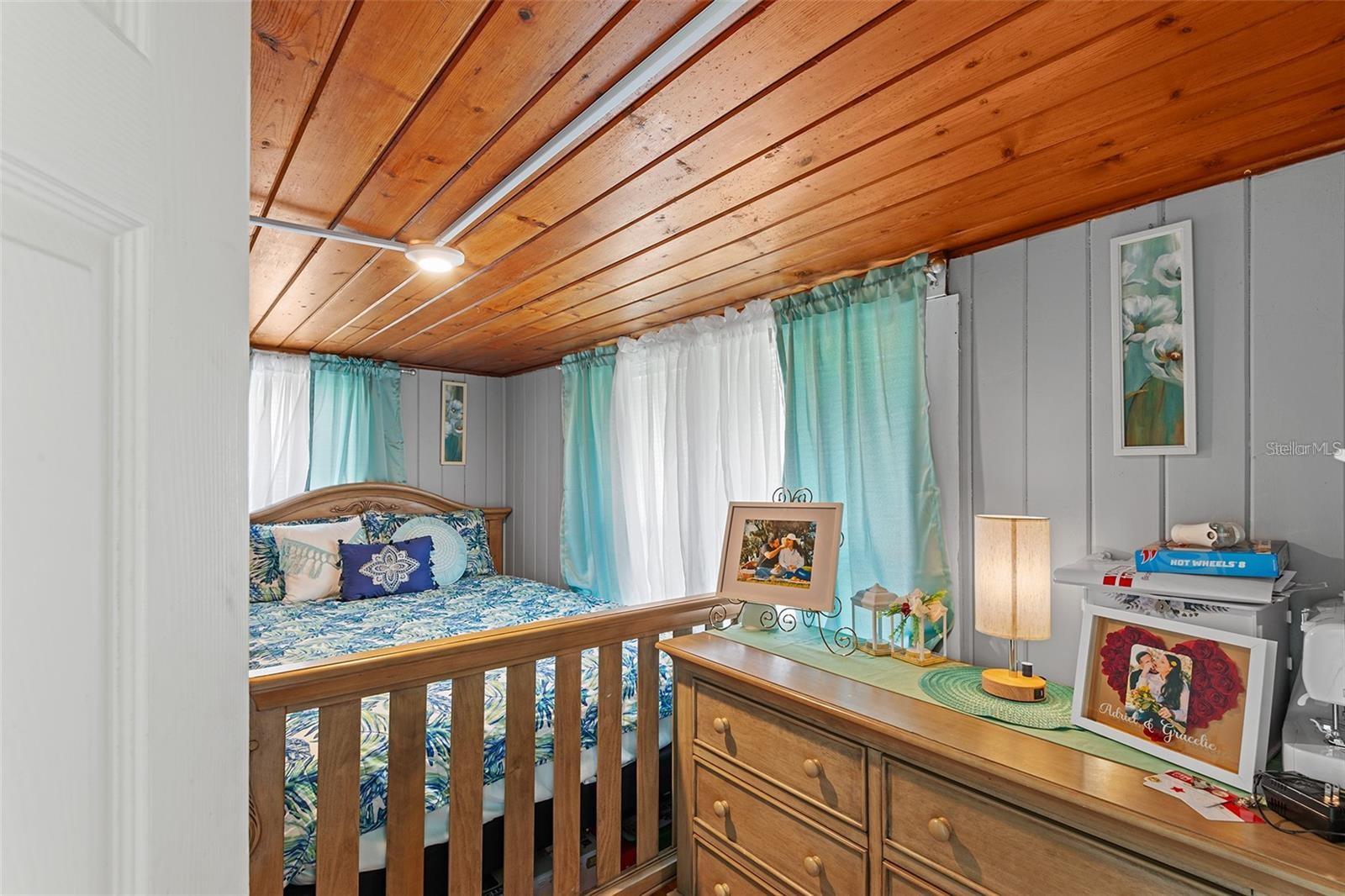 954 REYNOLDS RD, LAKELAND, FL, 33801