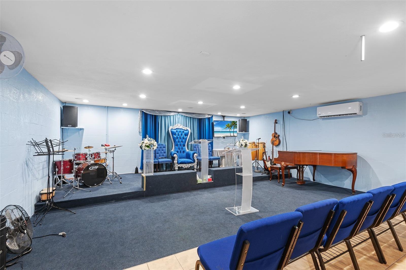 954 REYNOLDS RD, LAKELAND, FL, 33801