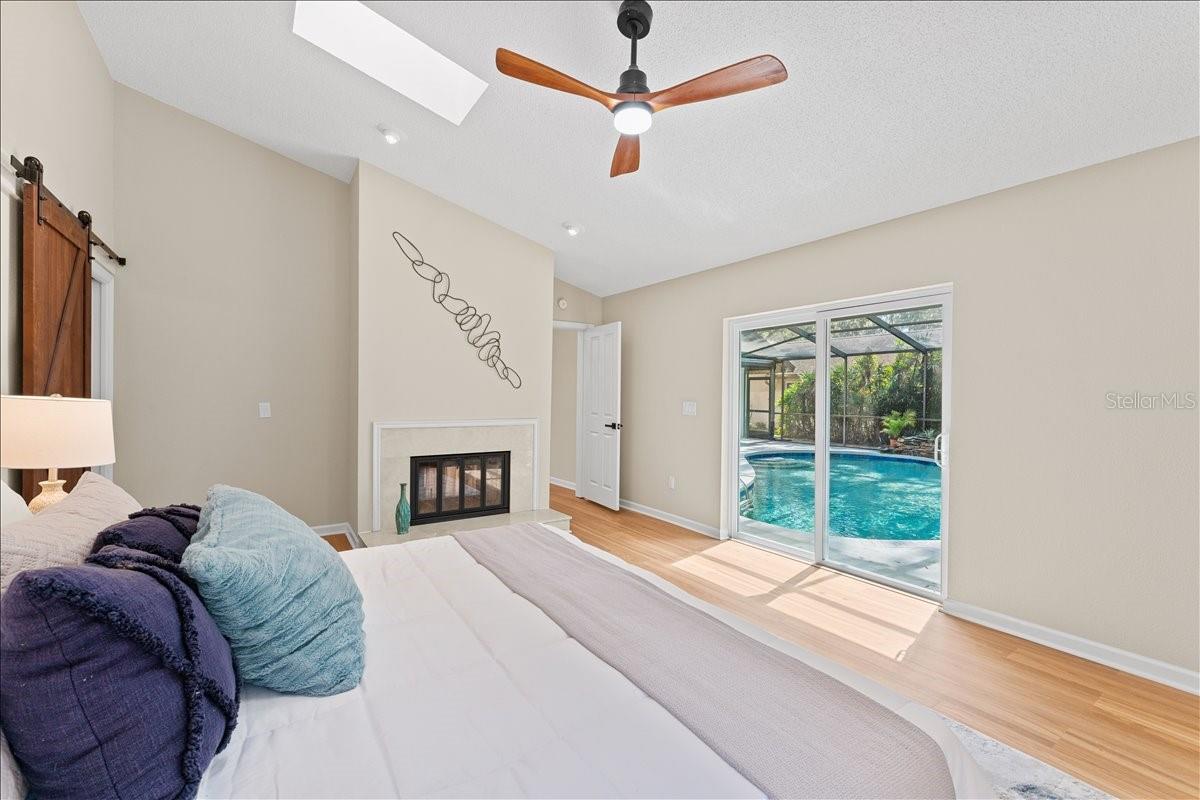 1042 SYLVIA LN, TAMPA, FL, 33613