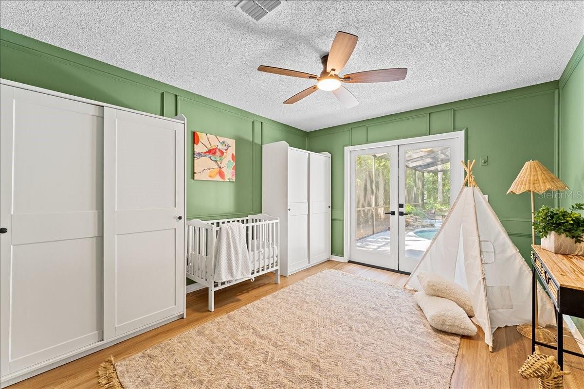 1042 SYLVIA LN, TAMPA, FL, 33613