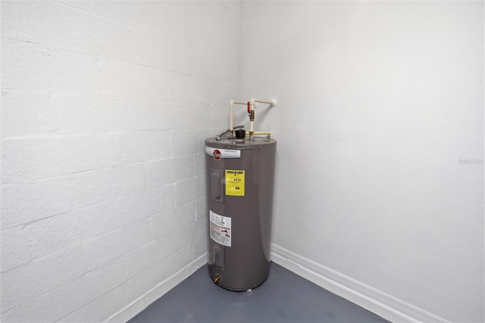 4035 11TH ST E, BRADENTON, FL, 34208