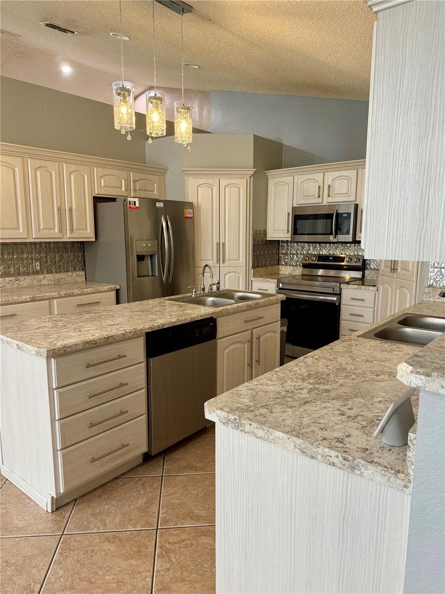 1167 SAINT TROPEZ CT, KISSIMMEE, FL, 34759