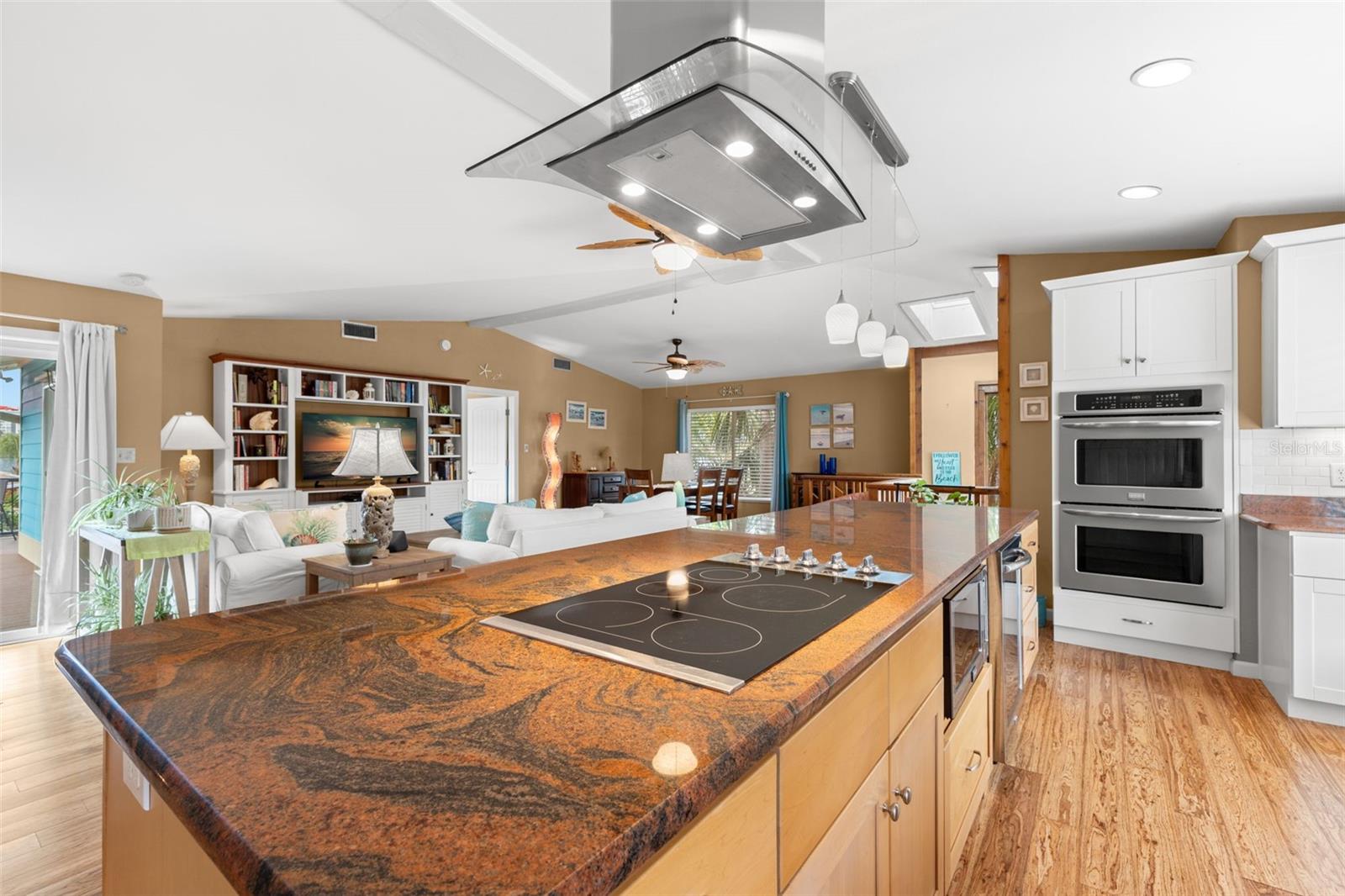 17608 STERLING TER, REDINGTON SHORES, FL, 33708