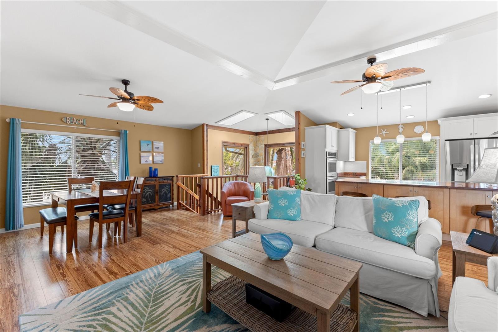 17608 STERLING TER, REDINGTON SHORES, FL, 33708