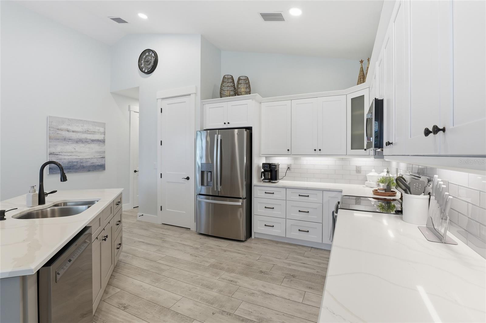 25360 PUERTA DR, PUNTA GORDA, FL, 33955