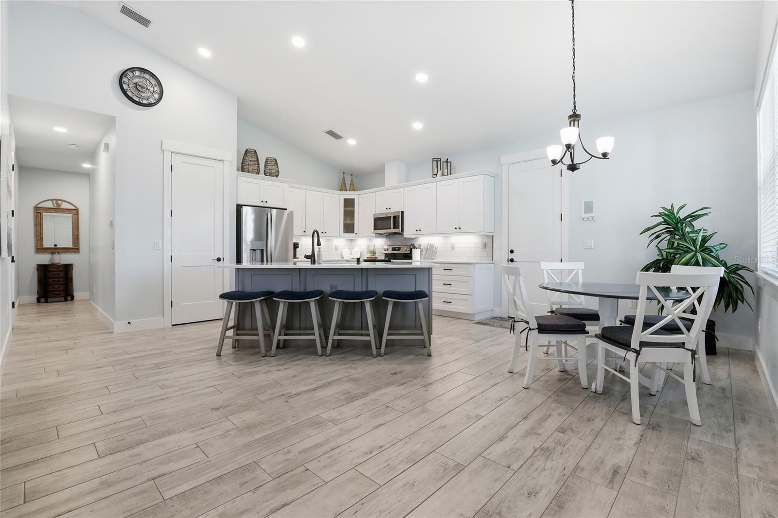 25360 PUERTA DR, PUNTA GORDA, FL, 33955