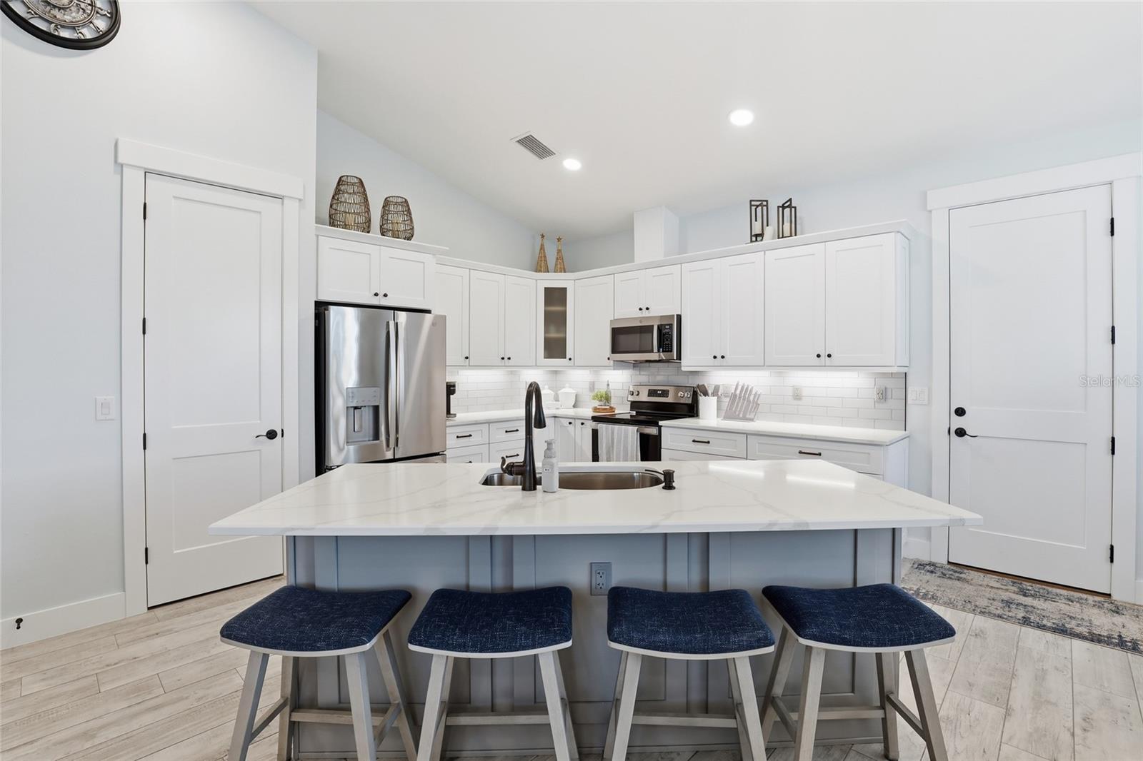 25360 PUERTA DR, PUNTA GORDA, FL, 33955