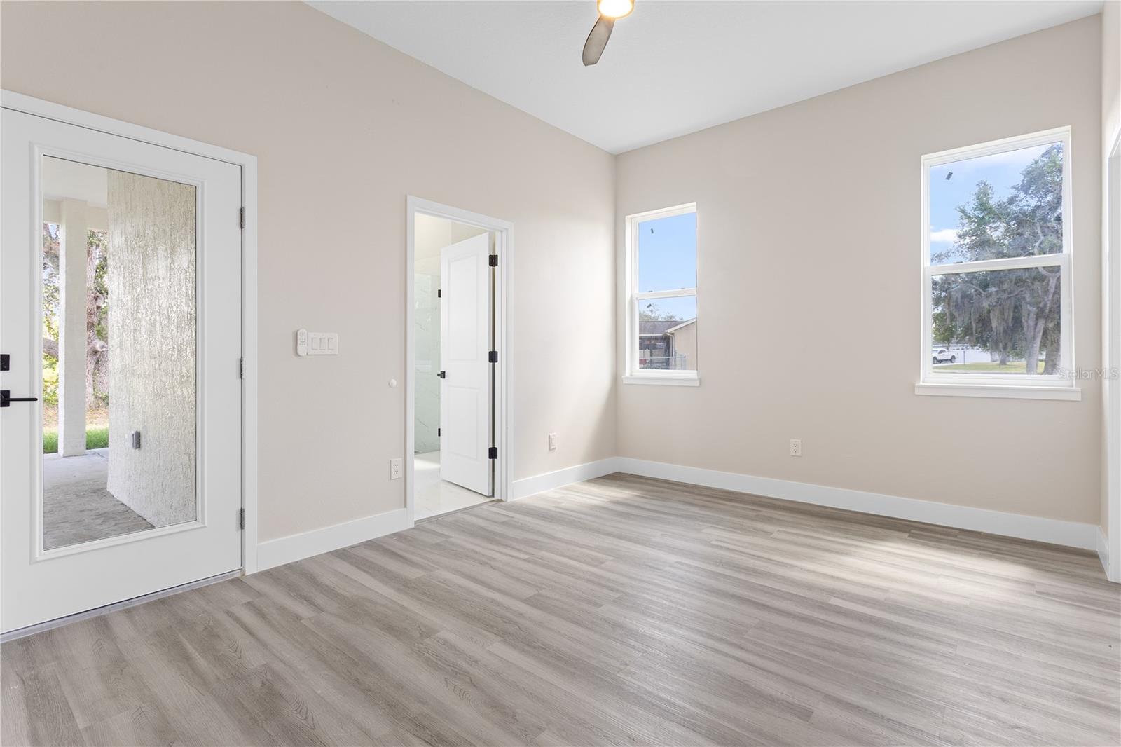 33320 COUNTY ROAD 473, LEESBURG, FL, 34748