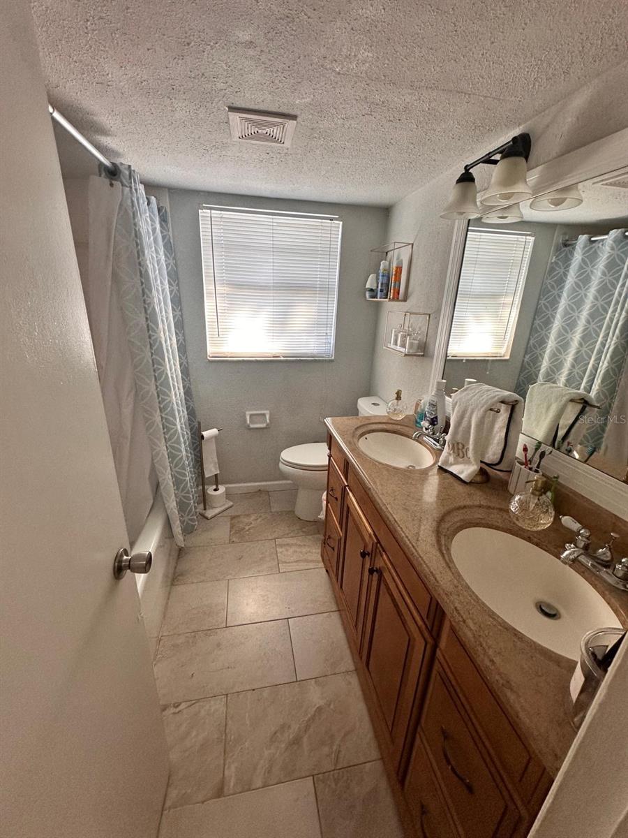 613 ROYAL CREST WAY, BRANDON, FL, 33511