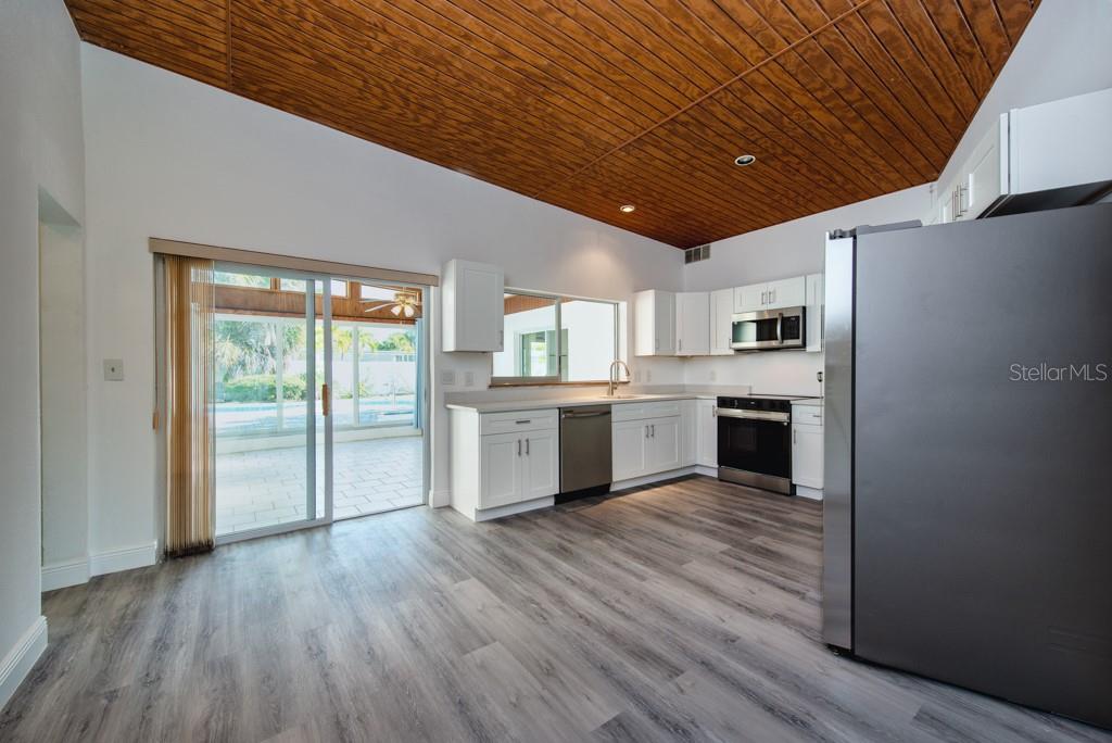 6964 GRANDE VISTA WAY S, ST PETERSBURG, FL, 33707