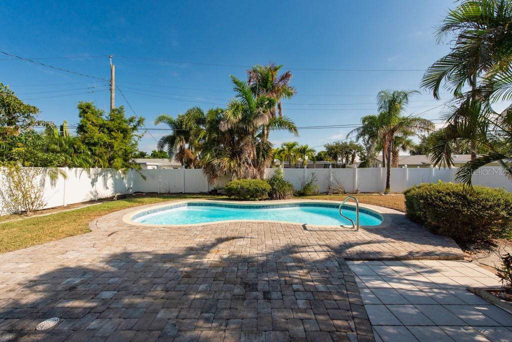 6964 GRANDE VISTA WAY S, ST PETERSBURG, FL, 33707