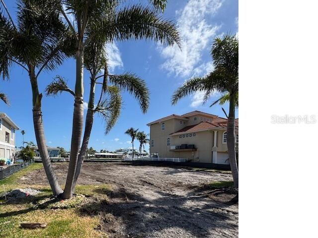 35 SUNSET BAY DR, BELLEAIR, FL, 33756