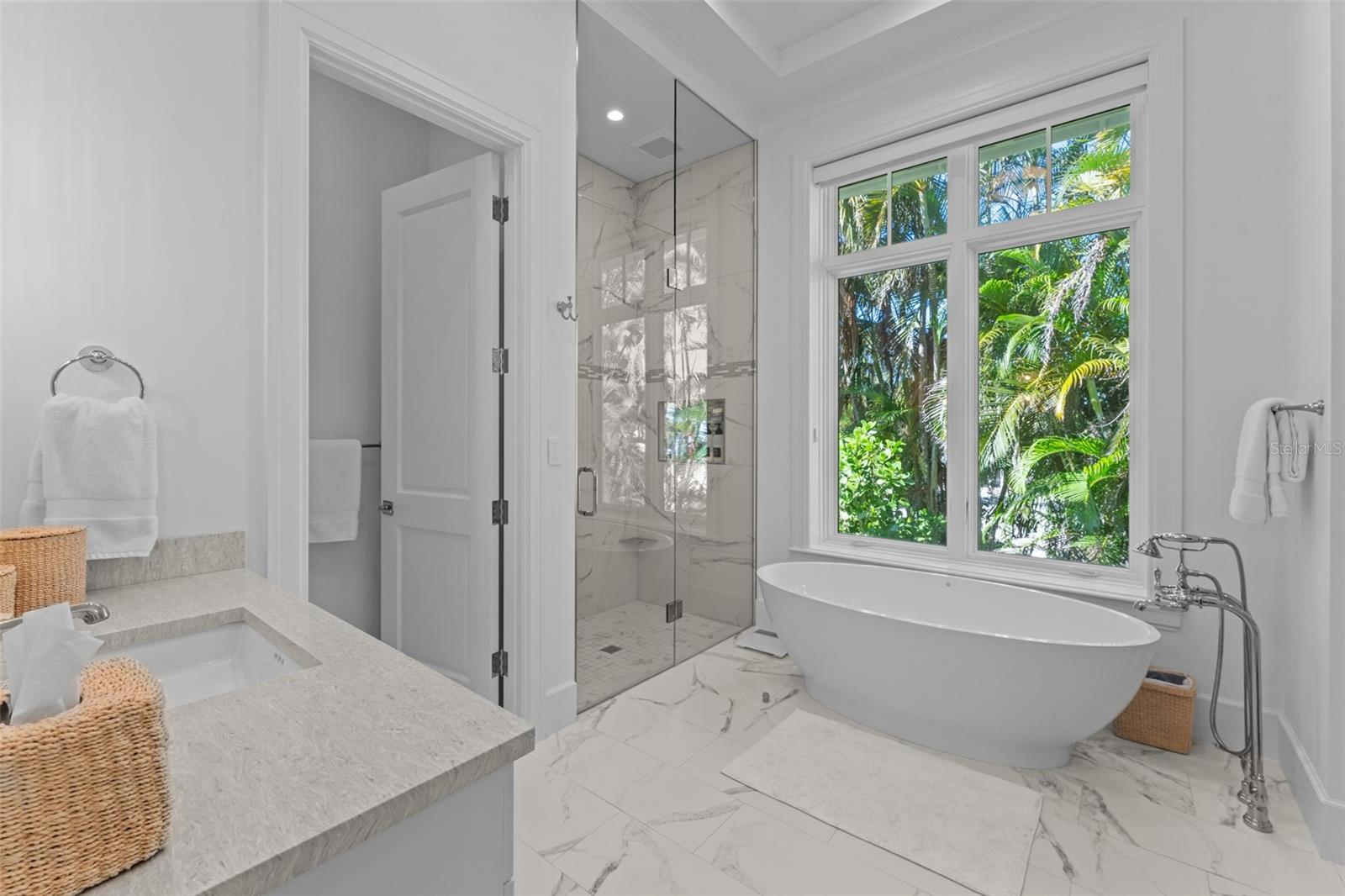 A4670094 Property Photo