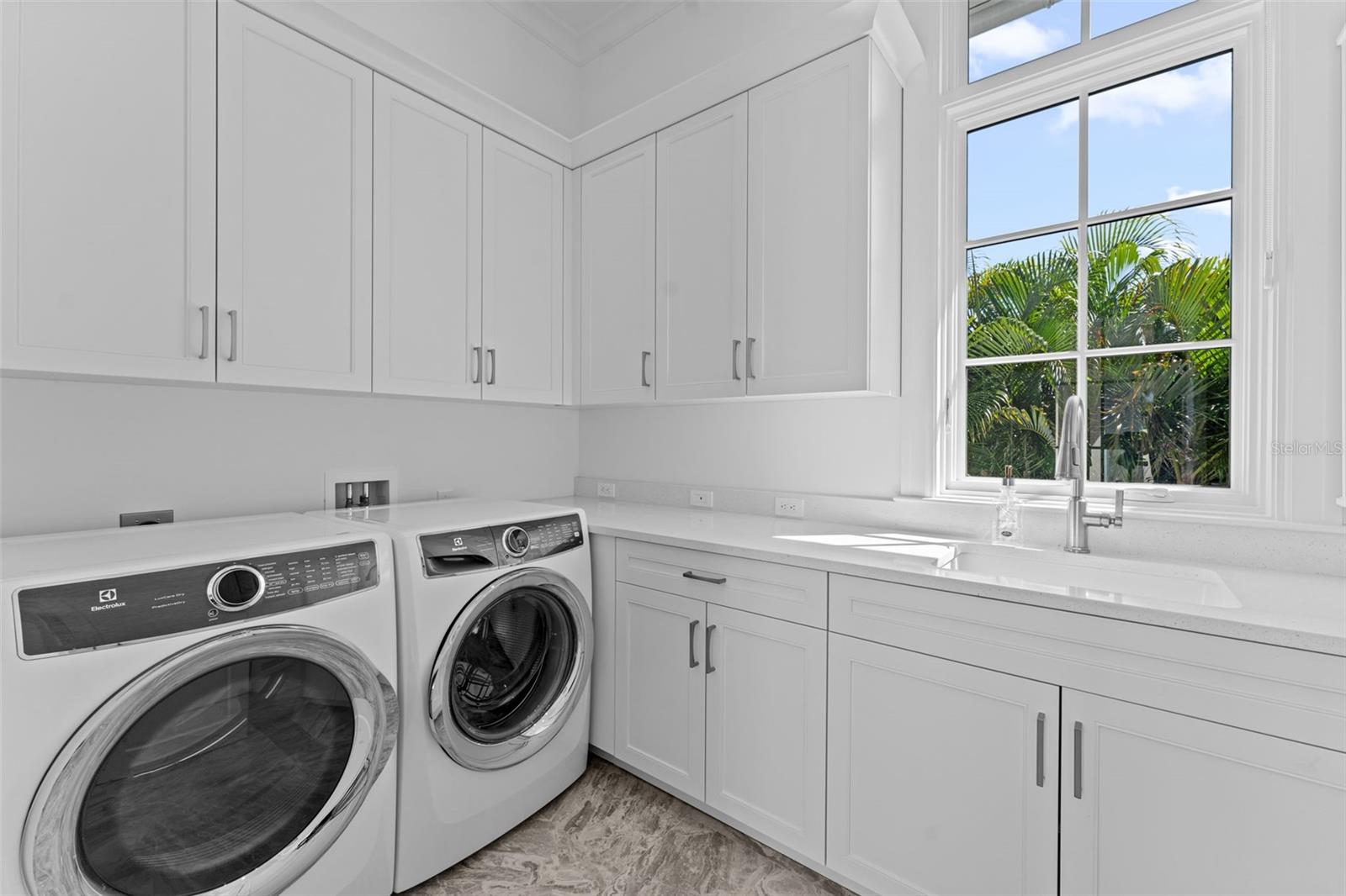 A4670094 Property Photo