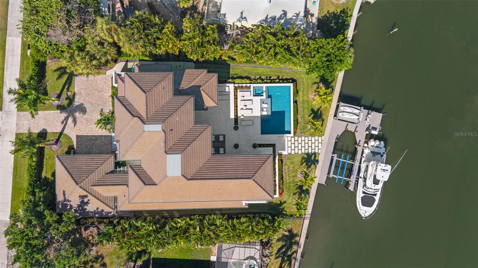 A4670094 Property Photo