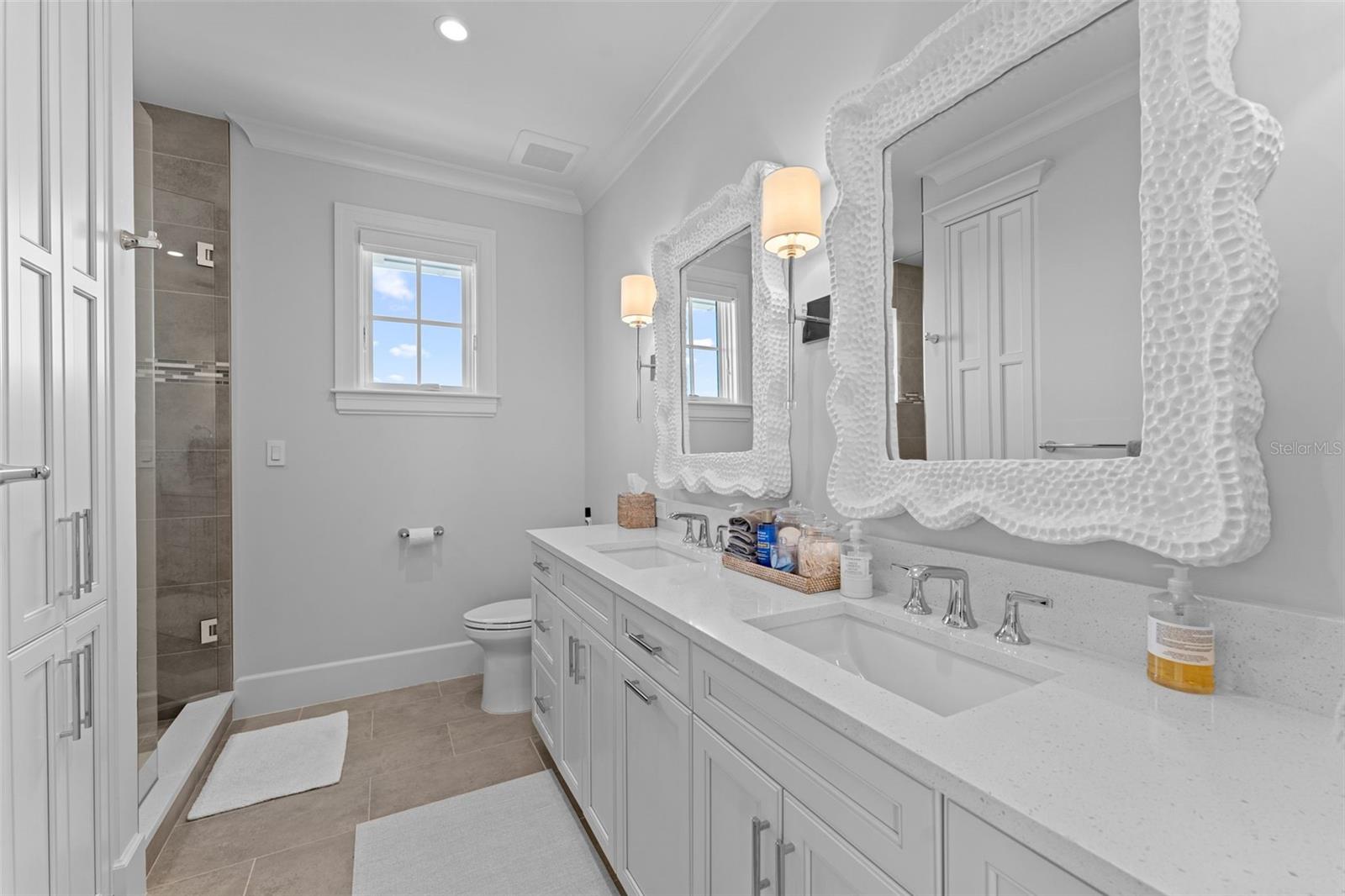 A4670094 Property Photo