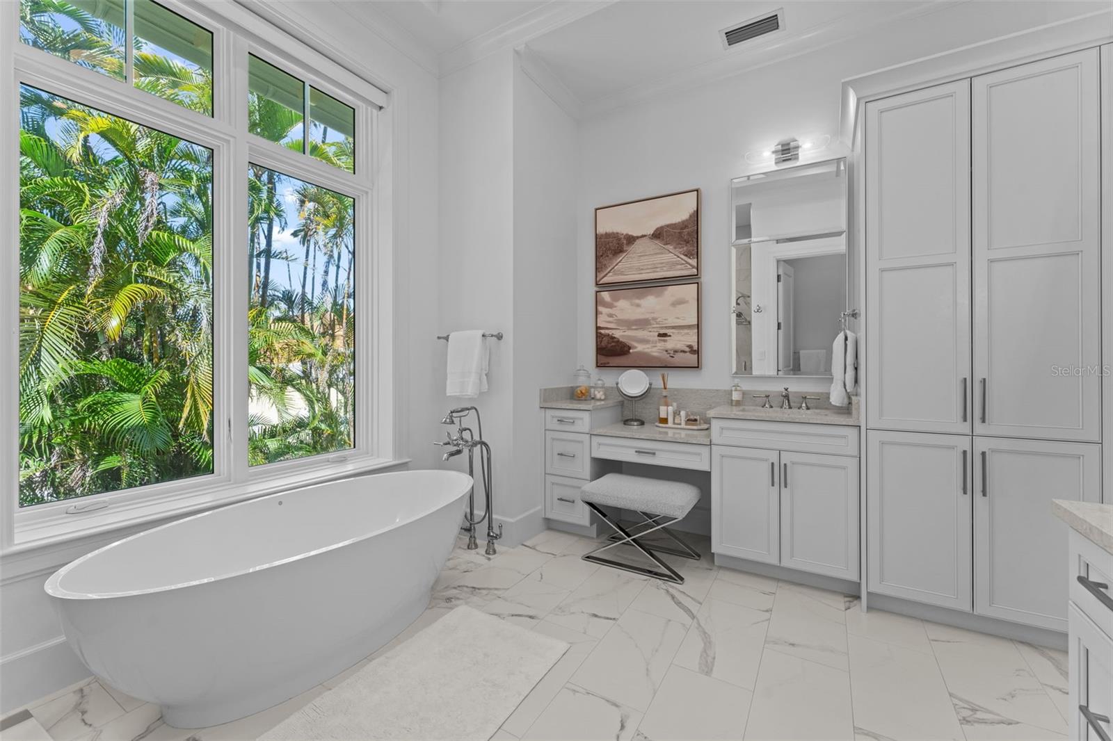 A4670094 Property Photo