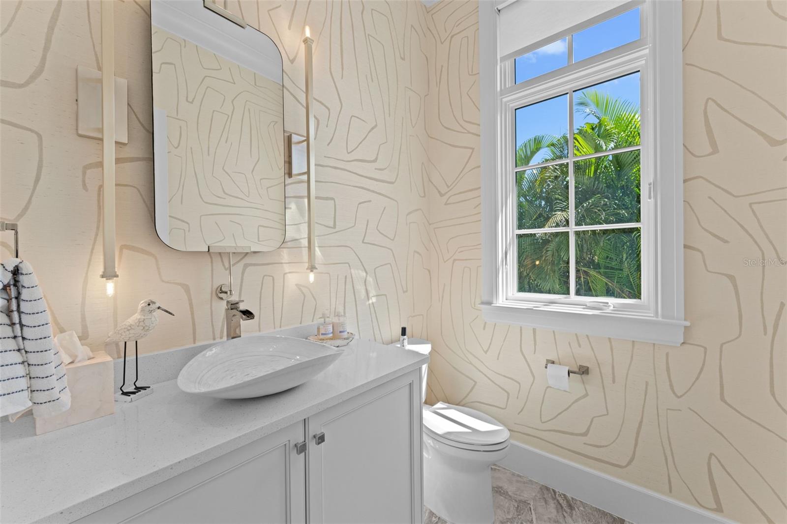 A4670094 Property Photo