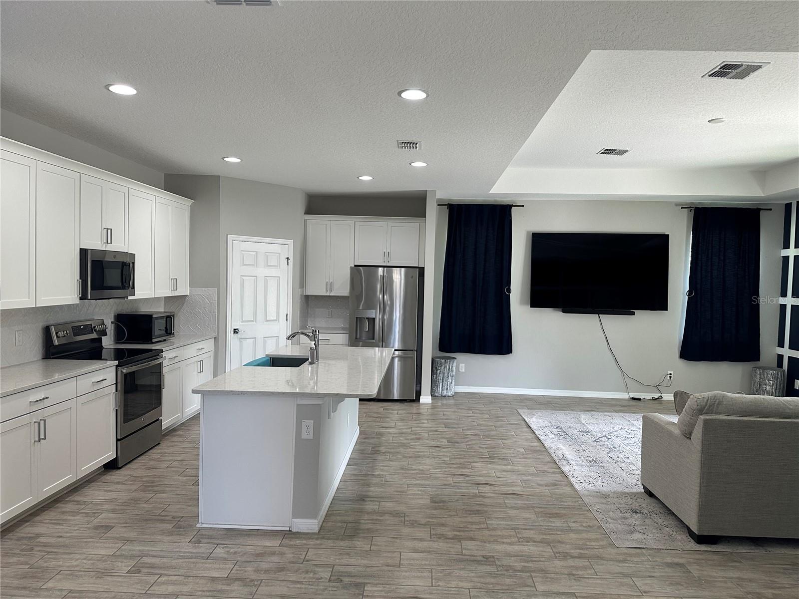 2560 GRASMERE VIEW PKWY S, KISSIMMEE, FL, 34746